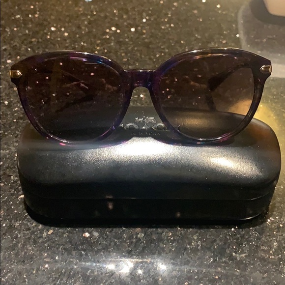 Almost new Coach women sunglasses - Picture 1 of 4